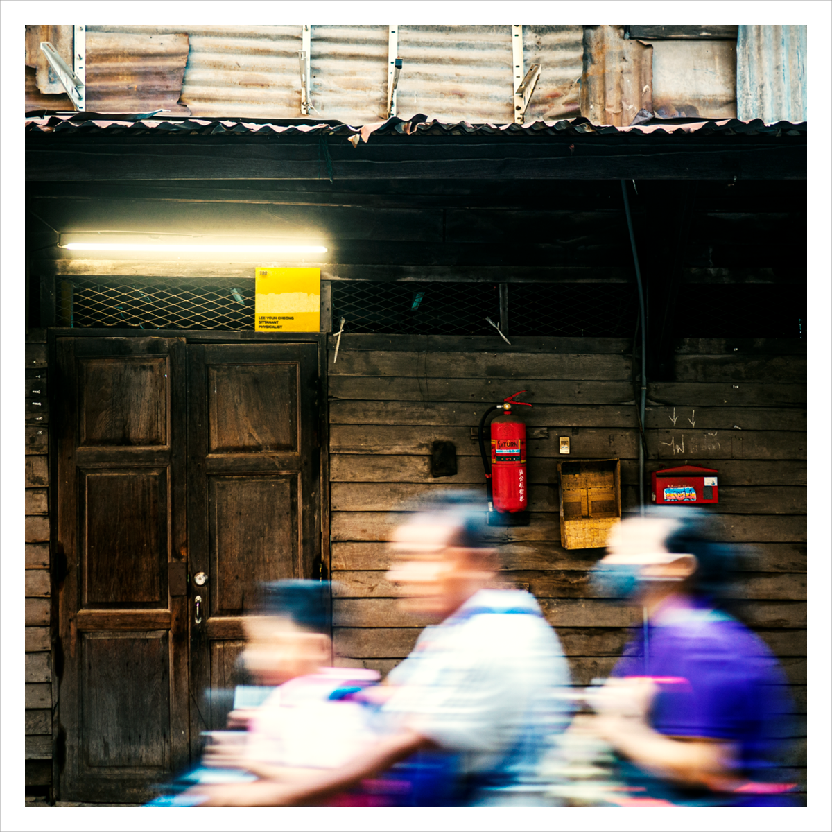photography of streetlife, holy places and architecture in thailand and burma